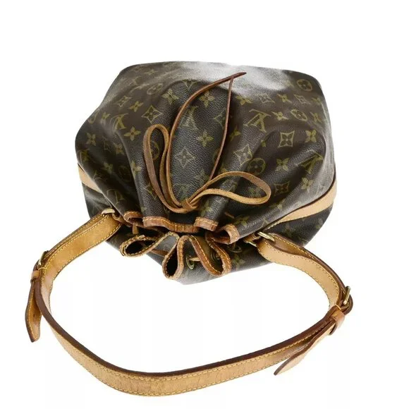 LOUIS VUITTON Petit Noe Drawstring Shoulder Bag Monogram Leather